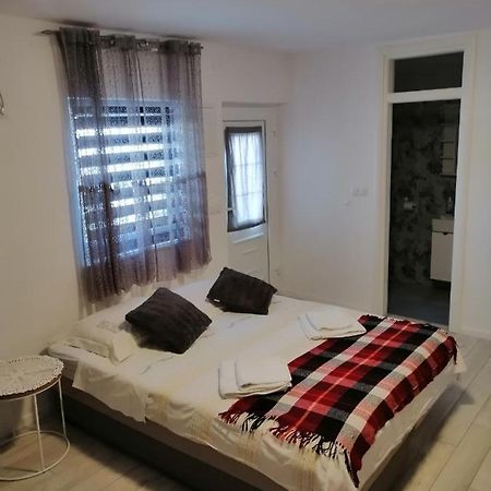 Flash Apartment Šibenik Екстериор снимка